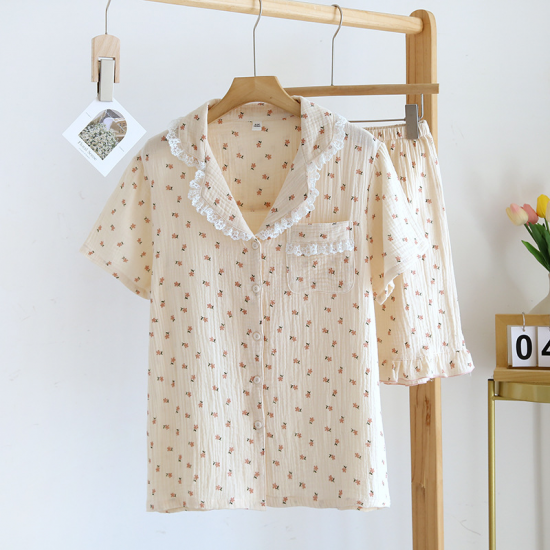 Japanese new style summer cotton short-sleeved shorts pajamas suit women double gauze cute strawberry thin home service women Japanese new style summer cotton short-sleeved shorts pajamas suit women double gauze cute strawberry thin home service women